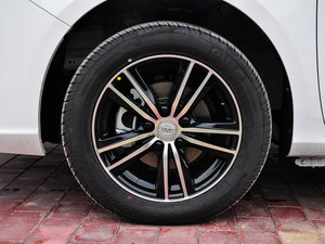 2015款1.5L 自动豪华型 细节外观