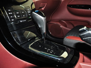 2015款1.5L 自动豪华型 中控区