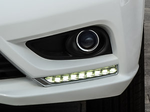 2015款1.5L 手动豪华型 前雾灯