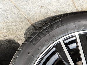 2015款1.5L 手动豪华型 轮胎品牌