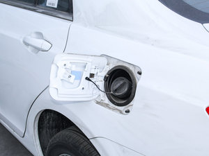 2015款改款 1.5L 手动舒适型 油箱盖