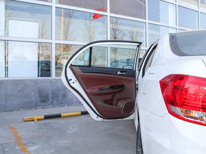 2015款改款 1.5L 手动舒适型 左后车门