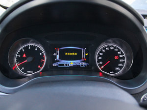 2015款改款 1.5L 手动舒适型 仪表