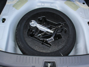 2015款改款 1.5L 手动舒适型 备胎