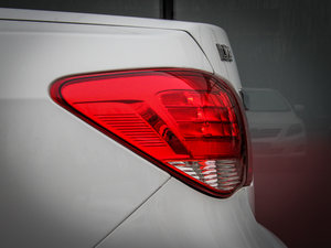 2015ܰ 1.5L Ԅm ^