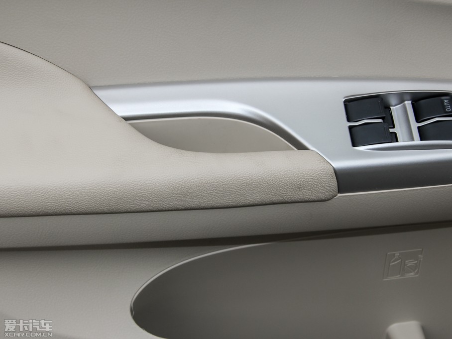 2015ȁF3 (ji)ܰ 1.5L քӺA