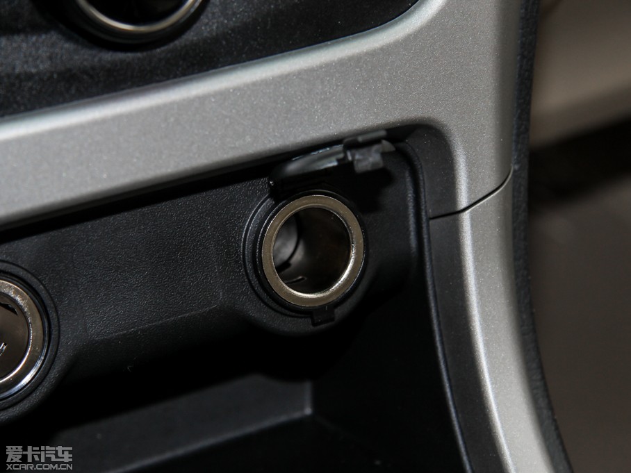 2015ȁF3 (ji)ܰ 1.5L քӺA