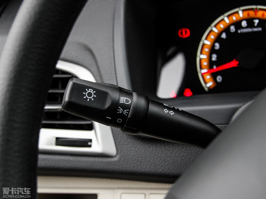 2015ȁF3 ܰ 1.5L քӺA