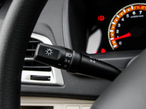 2015ܰ 1.5L քӺA п؅^