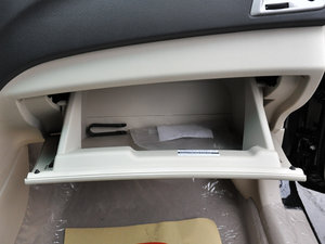 2015款节能版 1.5L 手动豪华型 空间座椅