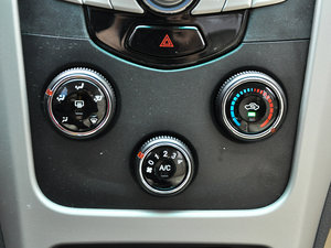 2015ܰ 1.5L քӺA п؅^