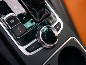 2015款双冠版 1.5T 旗舰Plus 中控区
