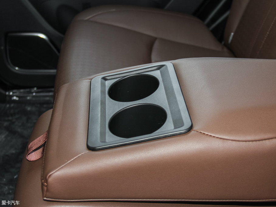 2016ȁS7 2.0T 7F Plus