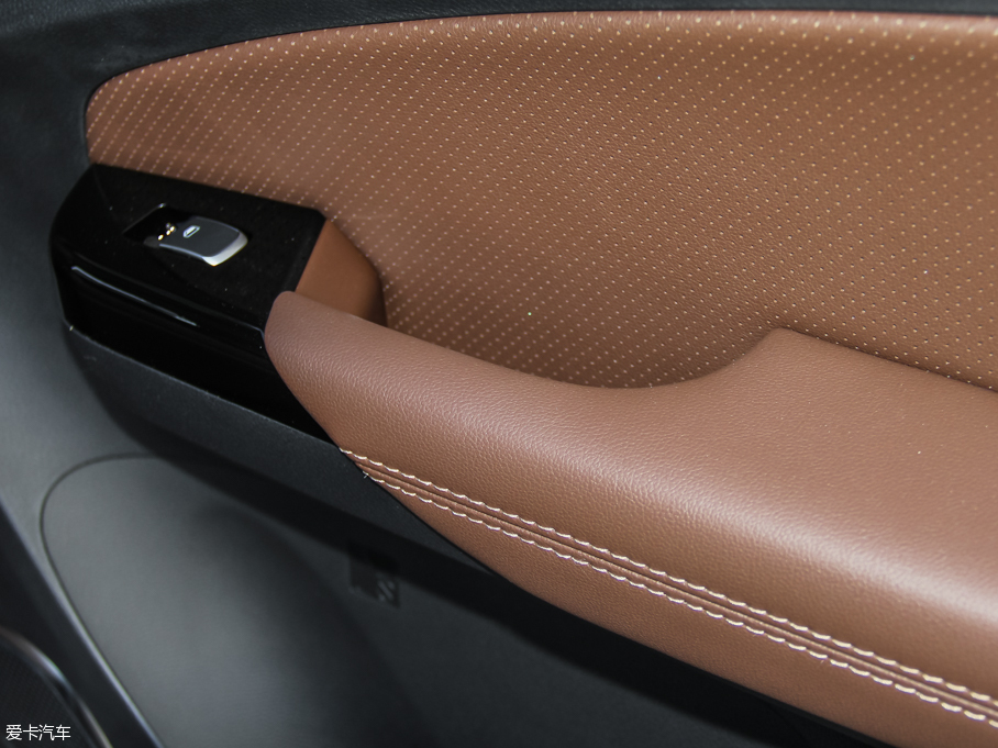 2016ȁS7 2.0T 7F Plus