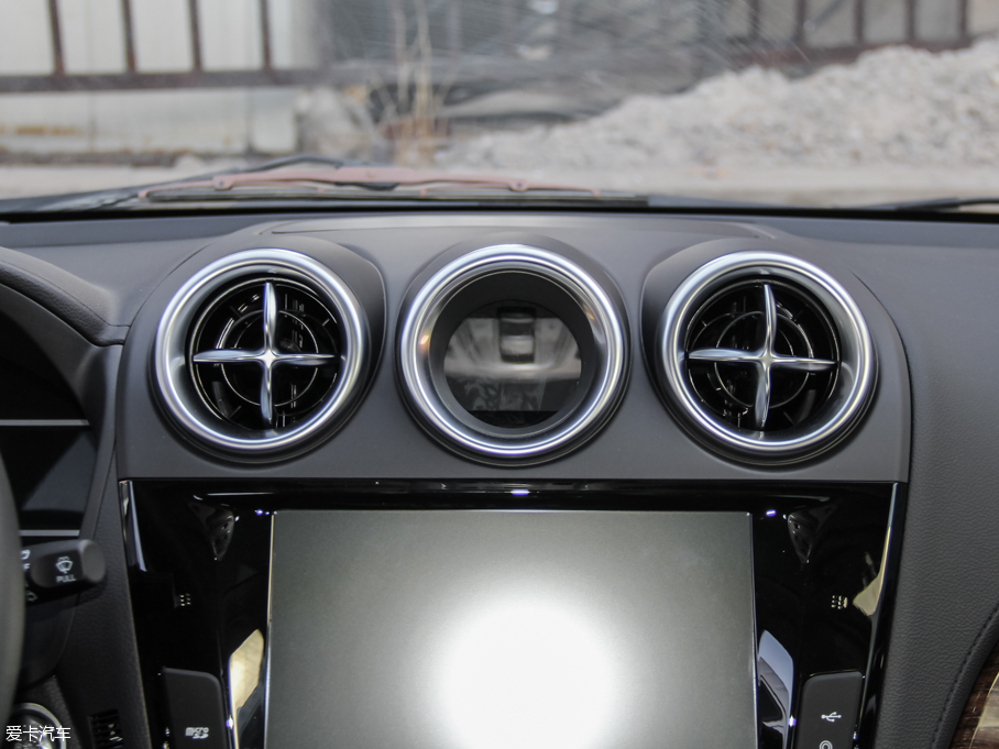 2016ȁS7 2.0T 7F Plus