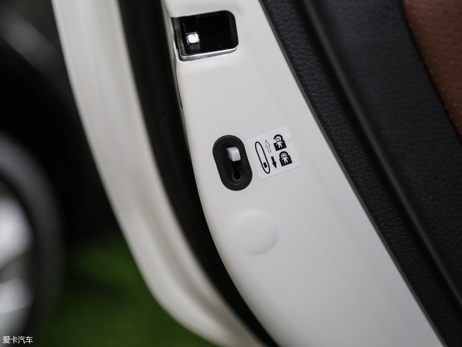 2016ȁS7 2.0T 7F Plus