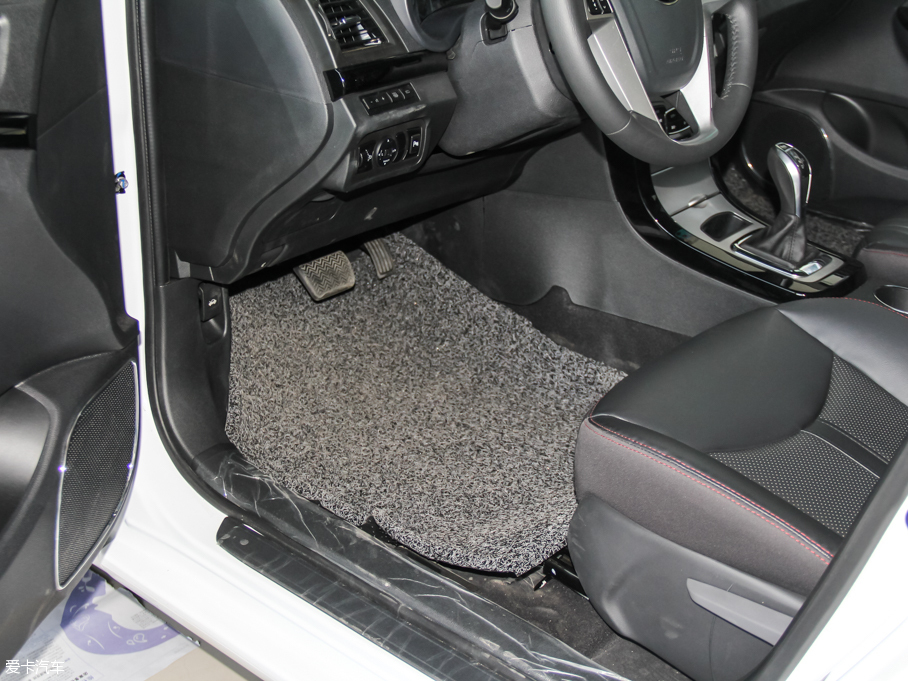 2016��ȁ���e5 300 ���A��