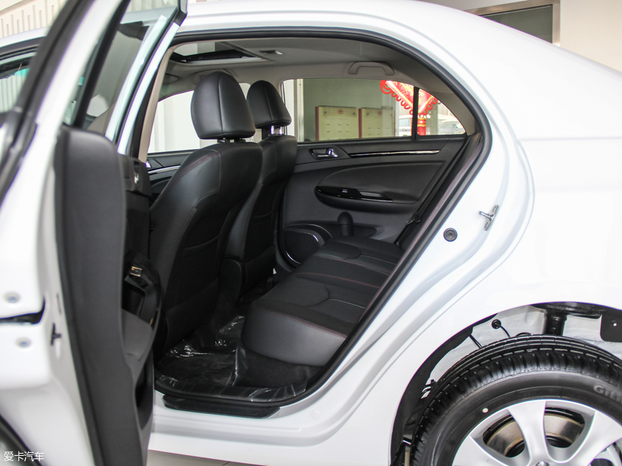 2016��ȁ���e5 300 ���A��