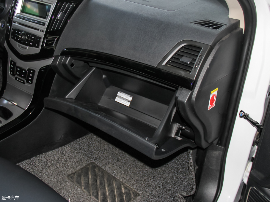 2016��ȁ���e5 300 ���A��