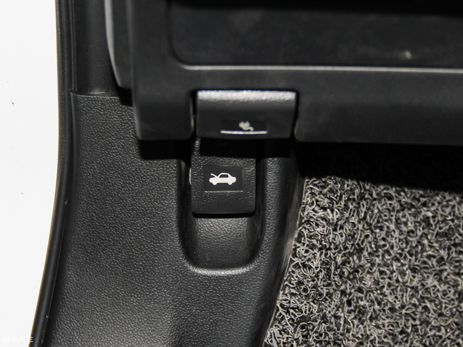 2016��ȁ���e5 300 ���A��