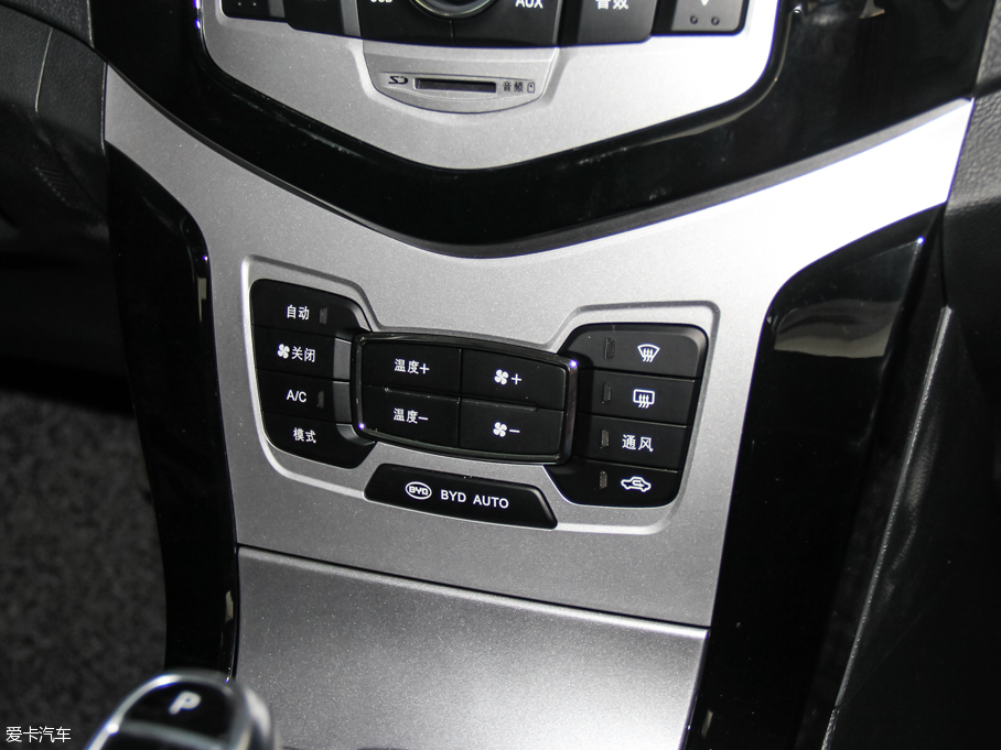 2016��ȁ���e5 300 ���A��