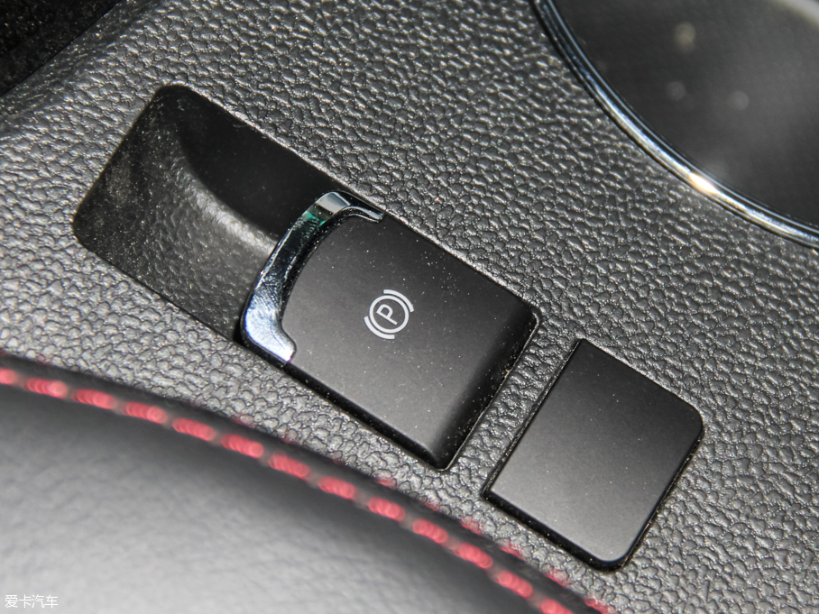 2016��ȁ���e5 300 ���A��