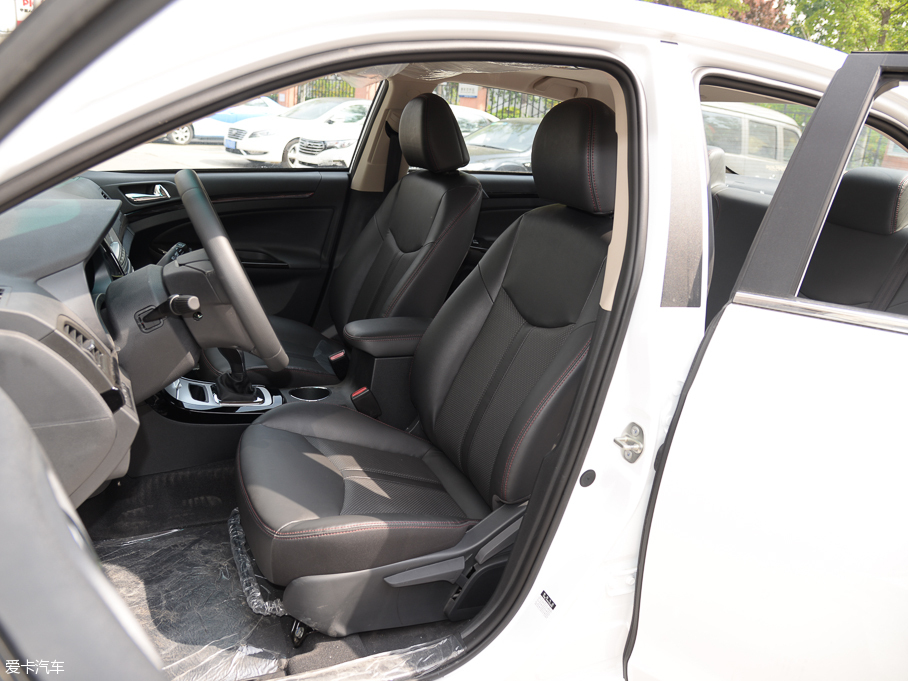 2016��ȁ���e5 300 ���A��