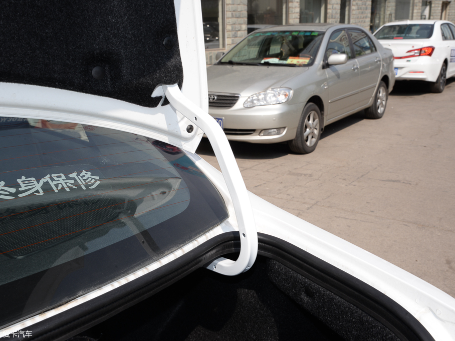 2016��ȁ���e5 300 ���A��