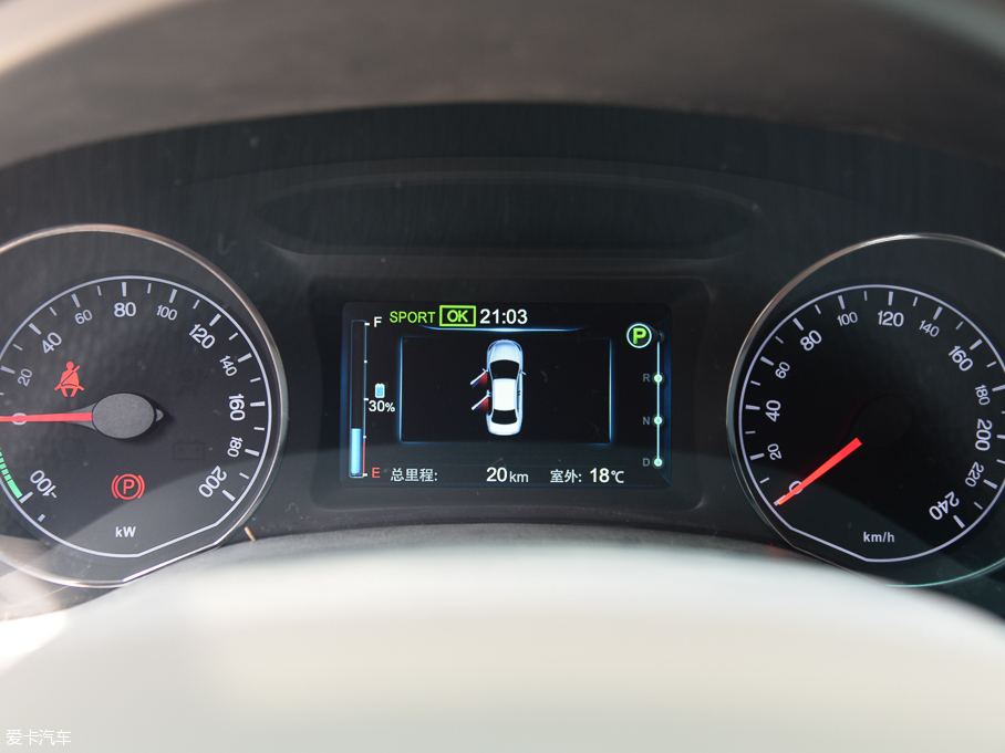 2016��ȁ���e5 300 ���A��