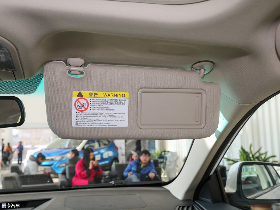 2016��ȁ���e5 300 ���F��