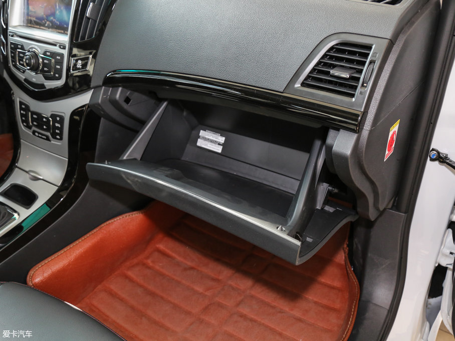 2016��ȁ���e5 300 ���F��