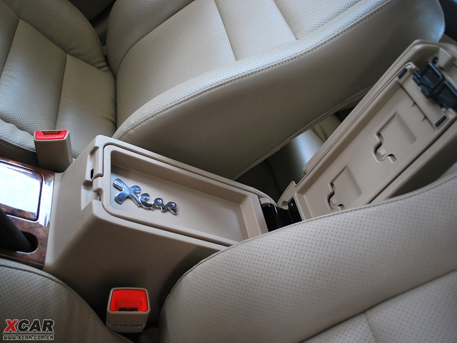 2009ȁF6 ؔ 2.0L քm