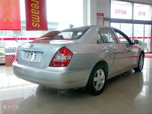 2009款2.0 手动豪华型 整体外观
