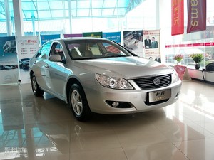 2009款2.0 手动豪华型 整体外观