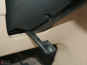 2009款2.0 手动舒适型 空间座椅