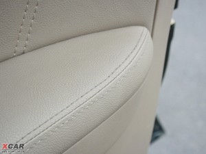 2009款2.0 手动舒适型 空间座椅