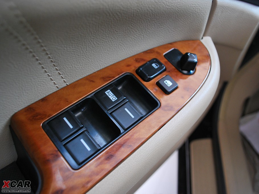 2009ȁF6 ؔ 2.0L քm