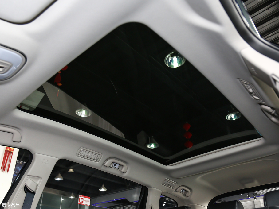 比亞迪汽車2017款宋MAX