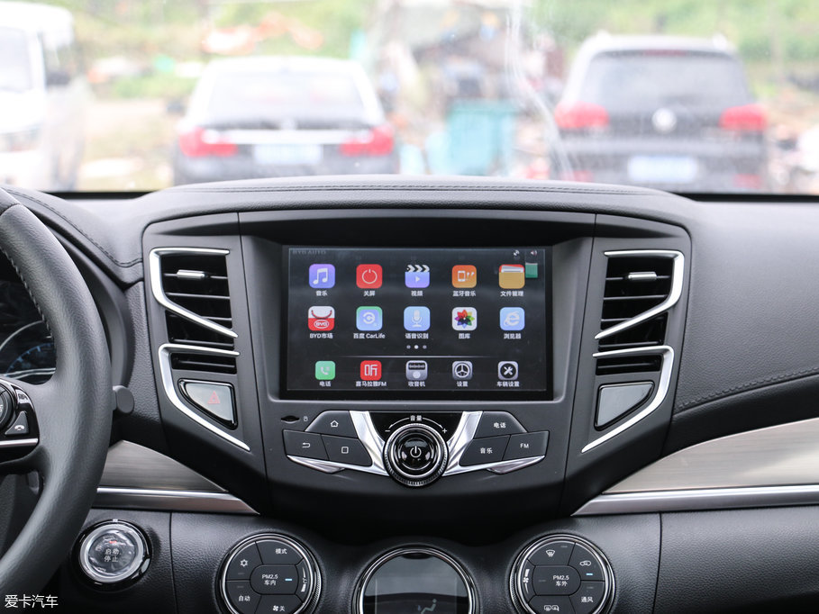 比亞迪汽車2017款宋