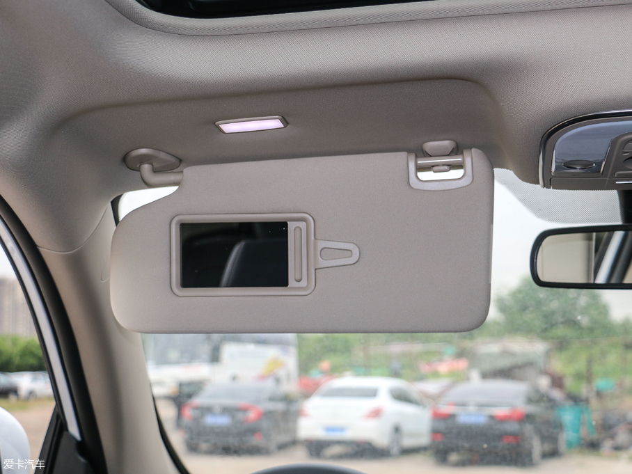 2017���� �w�������� 1.5TI �քӾ�Ӣ��