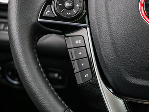 2017w(j) 1.5TI ք(dng)Ӣ п؅^(q)