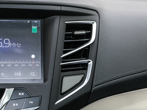 2017w(j) 1.5TI ք(dng)Ӣ п؅^(q)