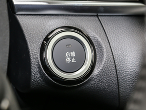 2017w(j) 1.5TI ք(dng)Ӣ п؅^(q)