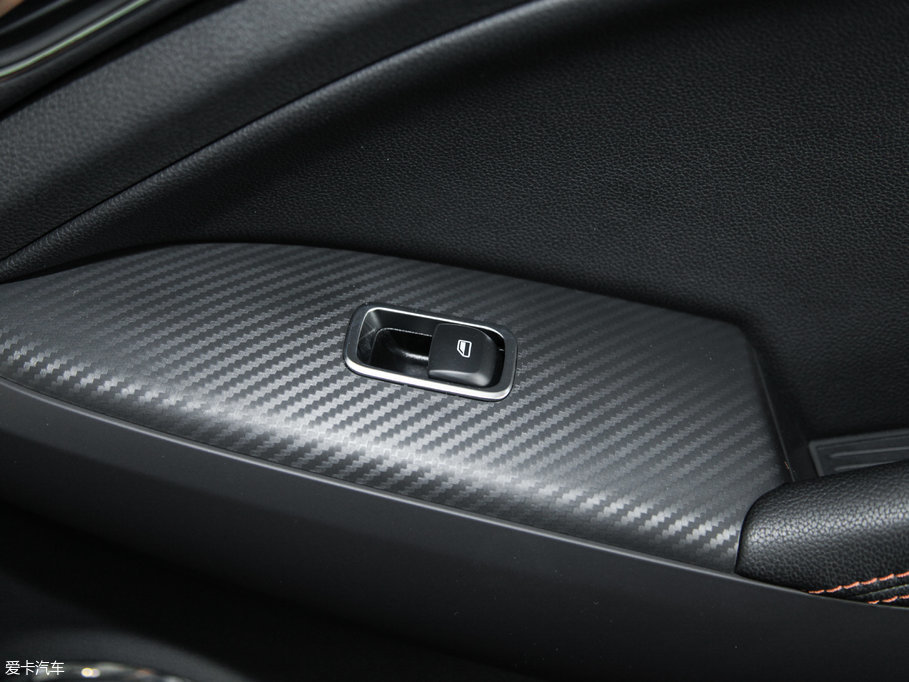 2017Ԫ w(j) 1.5L Ԅ(dng)ŕr(sh)