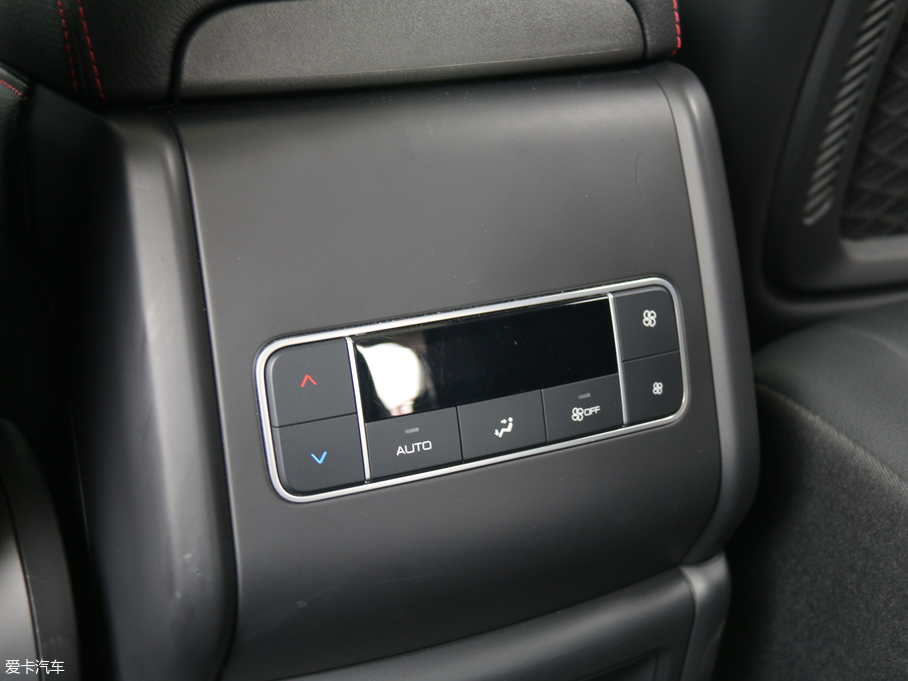 2018Դ DM 2.0T  7 V