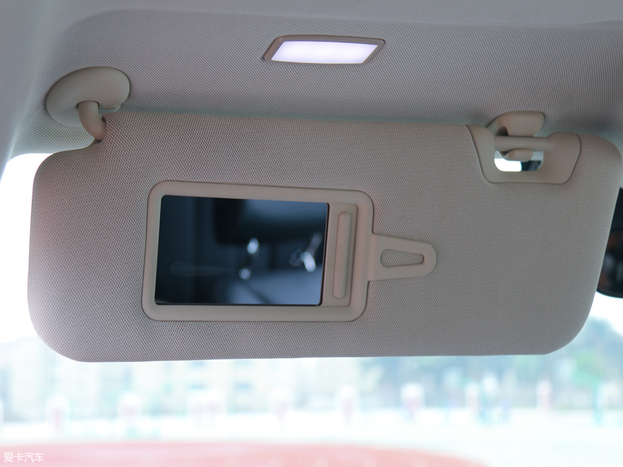 2018Դ DM 2.0T  7 V