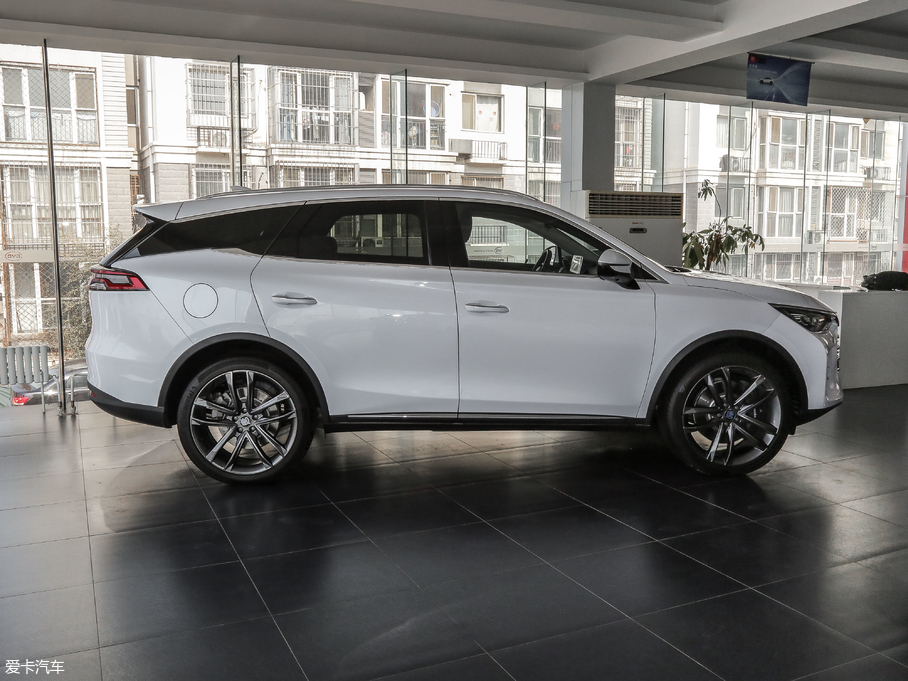 2018Դ DM 2.0T  7 V