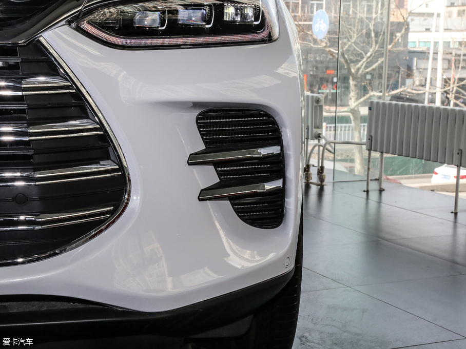 2018Դ DM 2.0T (q)(lin)(chung) 7 V