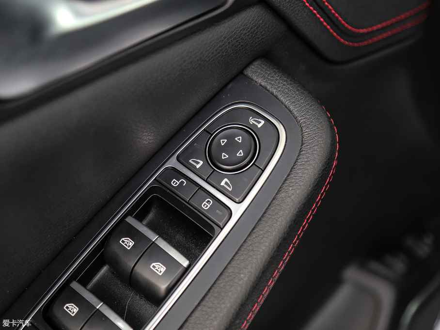 2018Դ DM 2.0T  7 V