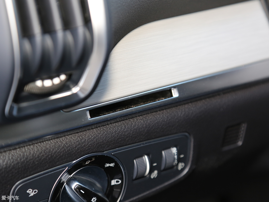 2018Դ DM 2.0T (q)(lin)(chung) 7 V